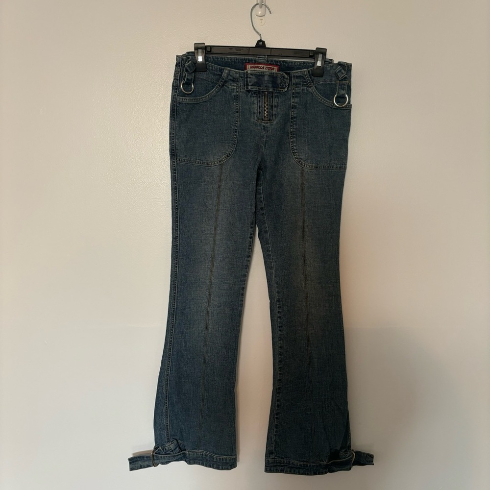 Y2K Grunge Low Rise Jeans Buckle Embellishments Size 9 Vanilla Star